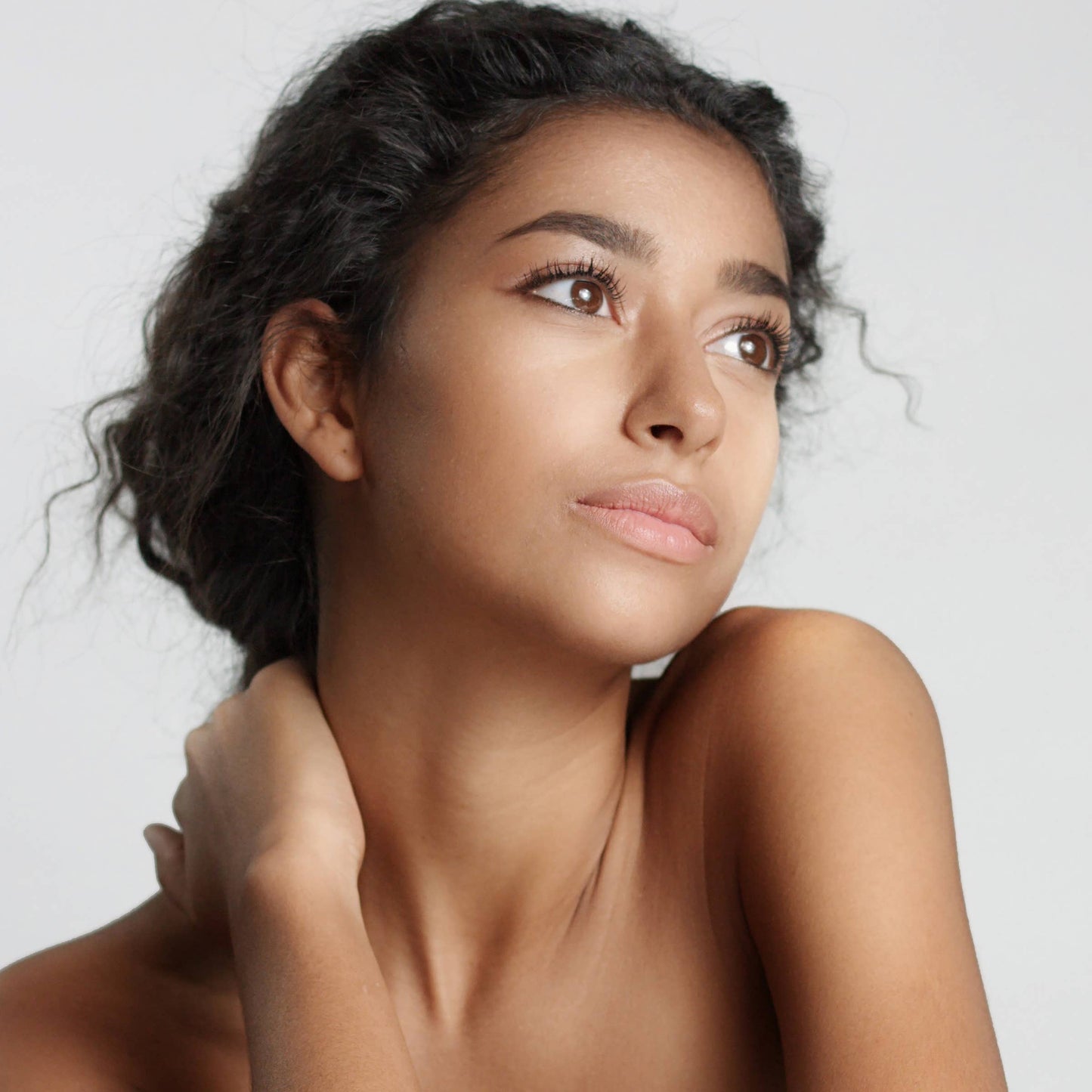 MD Advanced Hydration Crème hydration, firms, brights, and smooths skin